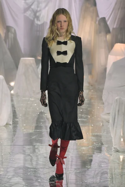 Look 1